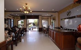 Riverside Palace Hotel Vientiane 3* Laos